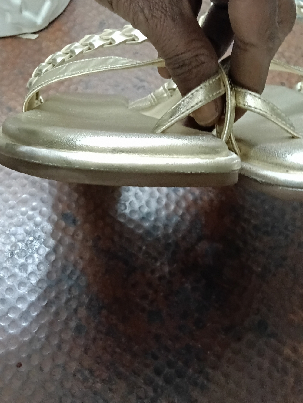 MICHAEL Michael Kors Sz. 9 Pale Gold Alba Metallic Braided Slide Flat Sandal - Picture 12 of 14